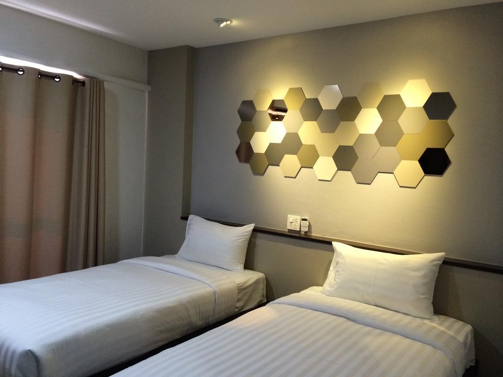 M2 Hotel Phayao Buitenkant foto