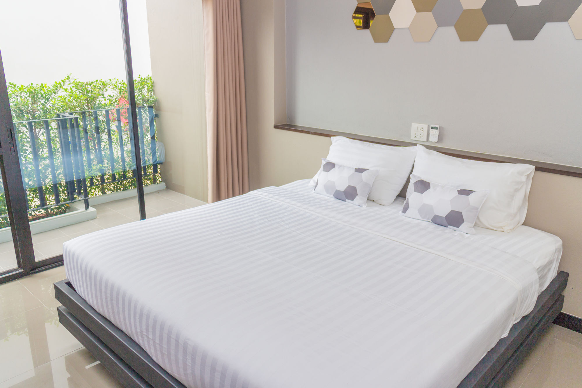 M2 Hotel Phayao Buitenkant foto