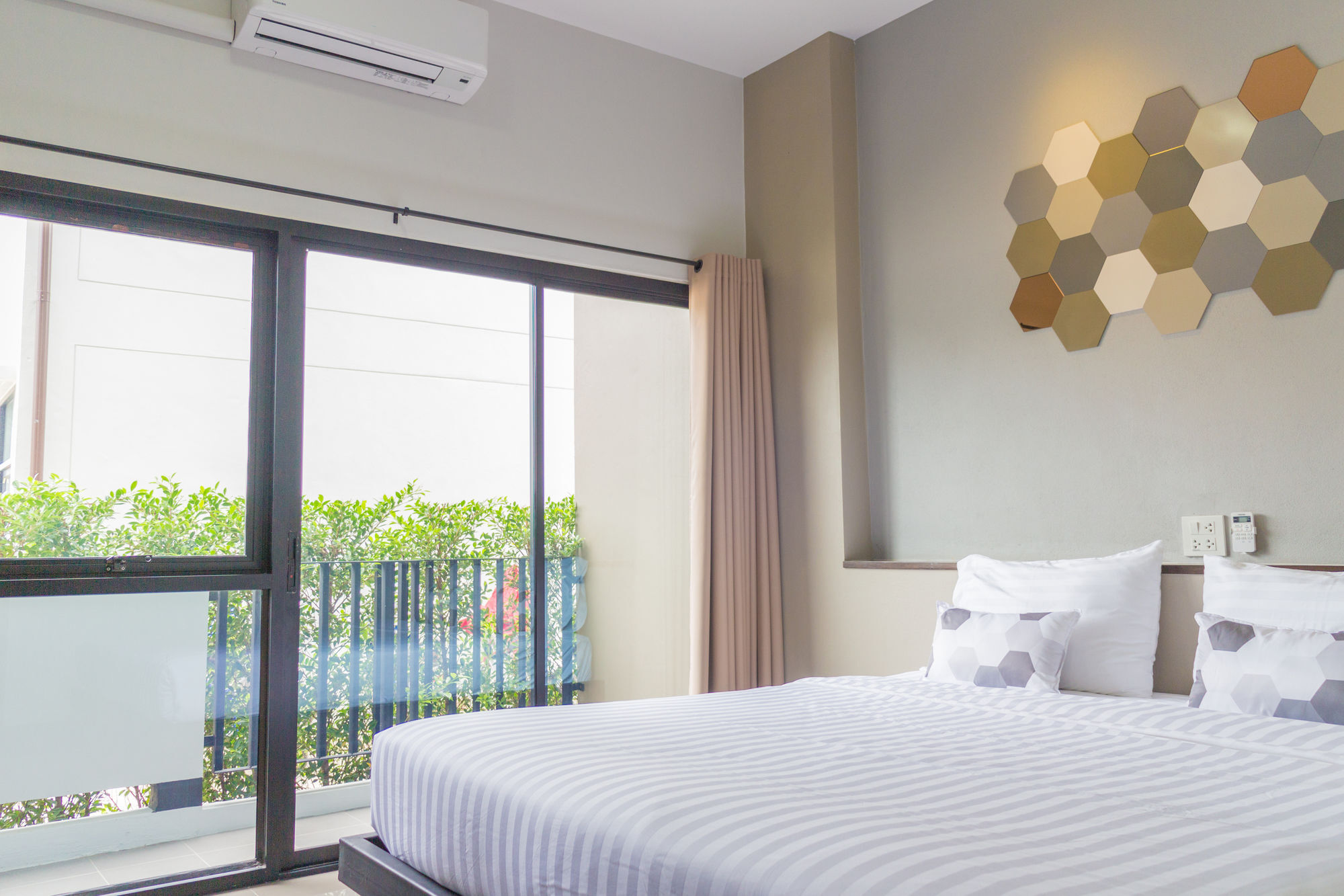 M2 Hotel Phayao Buitenkant foto